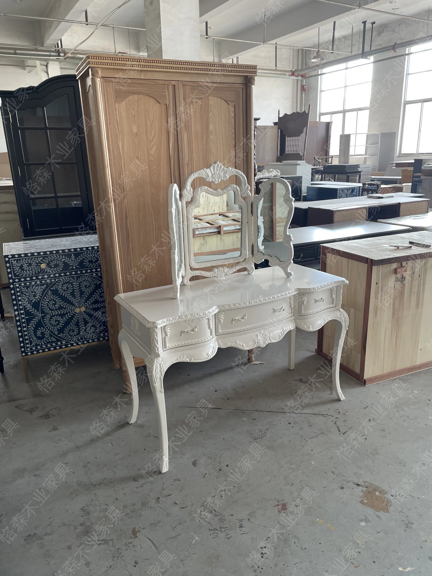 14th Century Vanity